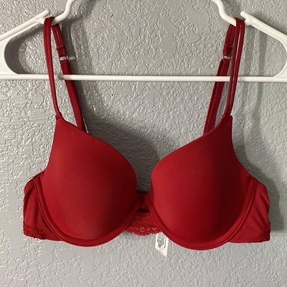 Honeydew Red Lace Lightly Lined T Shirt Bra - Picture 1 of 12